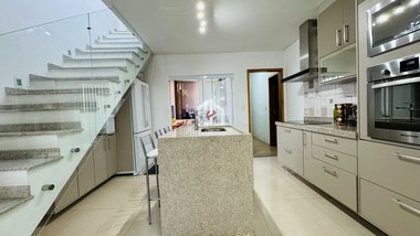 house em Rua Antônio Valente da Silva, Chácara Olaria - Taubaté - SP