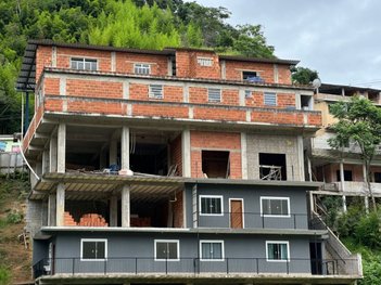 apartment em Rua Martinho José Santana, Corrêas - Petrópolis - RJ