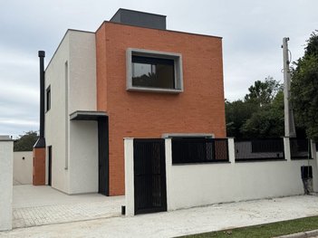 house em Rua Candido Pereira dos Anjos, São João do Rio Vermelho - Florianópolis - SC