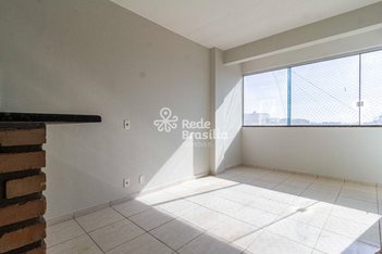 apartment em QE 24 Bloco A, Guará II - Brasília - DF
