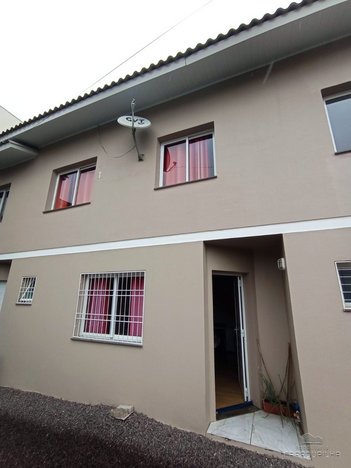 house em Rua Carazinho, São Francisco - Farroupilha - RS