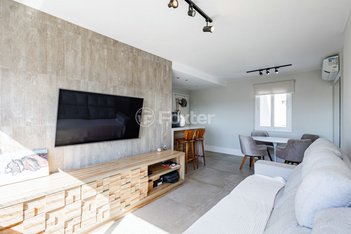 apartment em Avenida João Wallig, Passo da Areia - Porto Alegre - RS