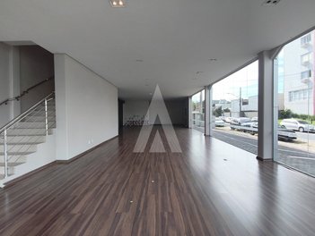 commercial_building em Rua Blumenau, América - Joinville - SC