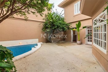 house em Rua Itapirapuã, Jardim América - São Paulo - SP