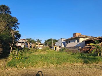 commercial_land_lot em Rodovia Doutor Antônio Luiz Moura Gonzaga, Rio Tavares - Florianópolis - SC