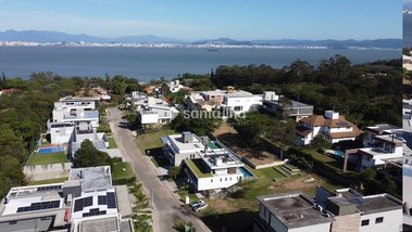 land_lot em Estrada Haroldo Soares Glavan, Cacupé - Florianópolis - SC