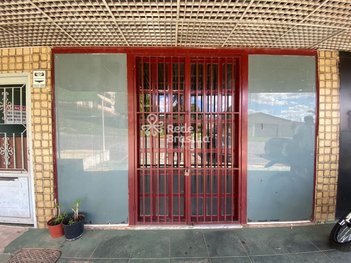 business em Quadra 2 Comércio Local 17, Sobradinho - Brasília - DF