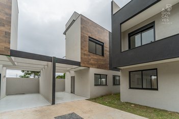 house em Rua Júlio Pasa, Uberaba - Curitiba - PR
