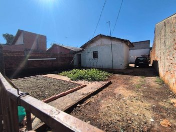house em Rua Minervino Luiz de Oliveira, Cafezal - Londrina - PR
