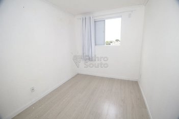 apartment em Rua Comendador Rafael Mazza, Areal - Pelotas - RS