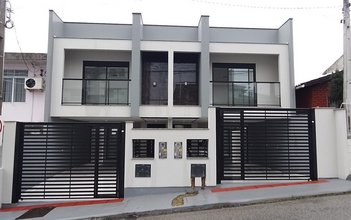 house em Rua Virgilino Ferreira de Souza, Barreiros - São José - SC