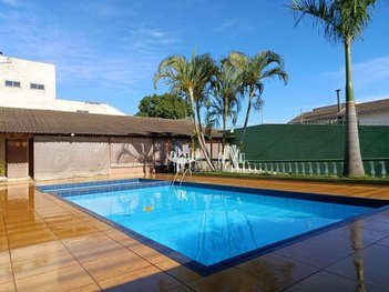business em Avenida Vinicius de Moraes, Colúmbia - Londrina - PR
