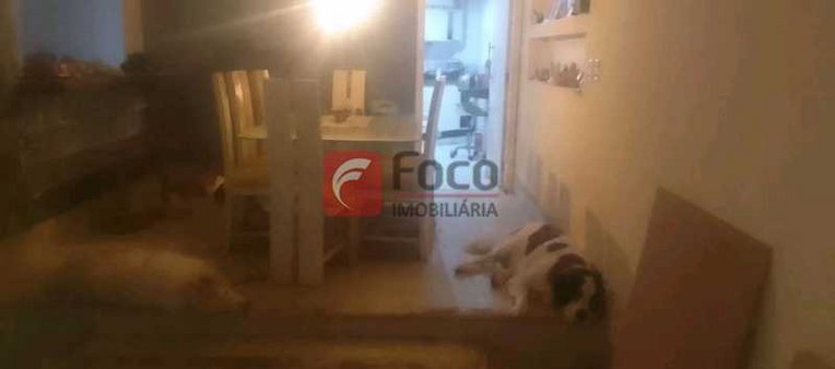 Cômodo Condomínio