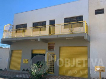commercial_property em Rua Antônio Zeferino de Paula, Segismundo Pereira - Uberlândia - MG