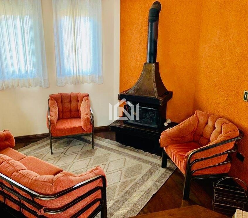 Jardim Passargada E - Sala de estar com lareira