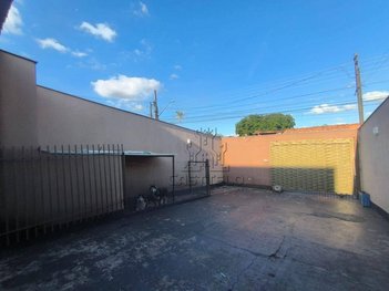 house em Rua Firmino Lemes de Oliveira, Parque das Indústrias - Londrina - PR