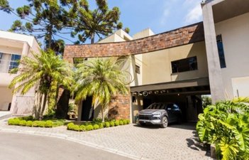 house em Rua Eduardo Geronasso, Bacacheri - Curitiba - PR