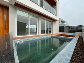 house em Loteamento Villa Pamplona, Lote 05 Qd H, Tavares -, Rio Tavares - Florianópolis - SC