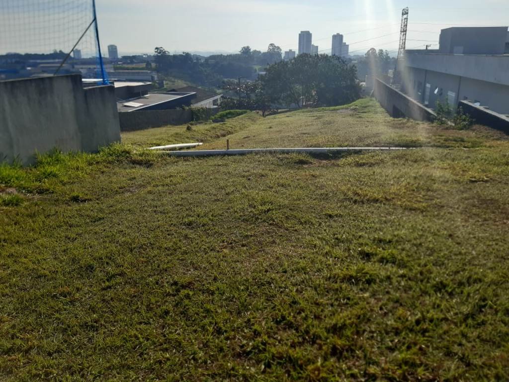 TERRENO DE 1.000M� NO CONDOM�NIO FECHADO MIRANTE DO VALE