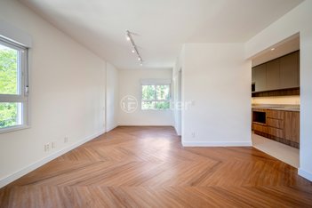 apartment em Avenida João Wallig, Passo da Areia - Porto Alegre - RS