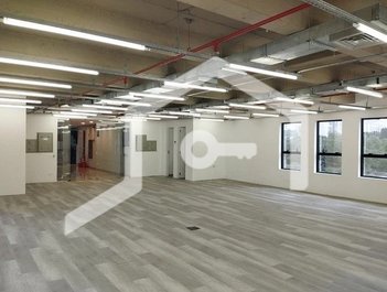 office em Cardeal Arcoverde, Pinheiros - São Paulo - SP