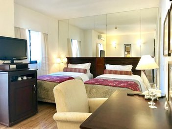 apartment em Rua Jerônimo da Veiga, Jardim Europa - São Paulo - SP