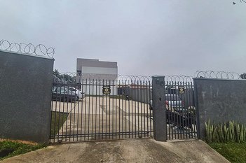 apartment em Rua Rio Tocantins, Lamenha Grande - Almirante Tamandaré - PR