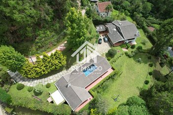 house em Alameda Ametista, Jardim Belvedere - Campos do Jordão - SP