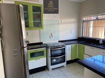 house em Rua Tia Nastácia, Jardim Gurilândia - Taubaté - SP