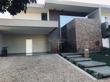 house em Rua Caroba, Ecoville - Dourados - MS