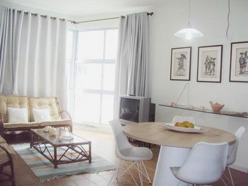apartment em Avenida Marechal Deodoro da Fonseca, Pitangueiras - Guarujá - SP