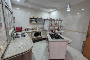 house em Rua Alfredo Bediks, Bosque da Saúde - Americana - SP