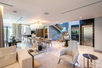 house em Rua dos Peixes-Lua, Jurerê Internacional - Florianópolis - SC