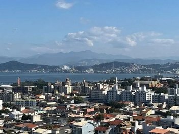 apartment em Rua Joaquim Nabuco, Monte Cristo - Florianópolis - SC
