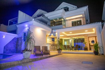 house em Estrada Vereador Alceu de Carvalho, Recreio dos Bandeirantes - Rio de Janeiro - RJ