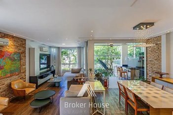 house em Rua Engenheiro Luiz Antônio Tambasco, Jardim Petrópolis - São Paulo - SP