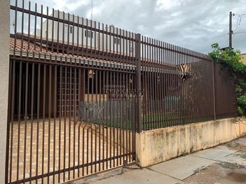 house em Rua Antônio Caramori, Conjunto Residencial Marajoara - Londrina - PR