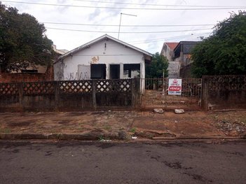 land_lot em Rua Eduardo de Pinho Neto, Conjunto Cafezal 1 - Londrina - PR