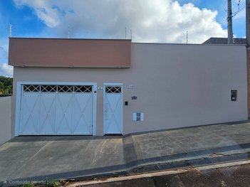 house em Rua Oscar Guimarães, Lívia - Botucatu - SP