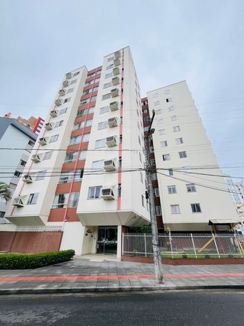 apartment em Rua Celestina Zilli Rováris, Centro - Criciúma - SC