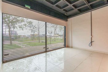 business em QN 320 Conjunto 8, Samambaia Norte (Samambaia) - Brasília - DF