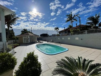 apartment em Rua Ernani Castro dos Santos, Canasvieiras - Florianópolis - SC