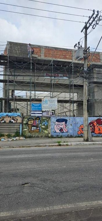 business em Avenida Edméia Mattos Lazzarotti, Espírito Santo - Betim - MG