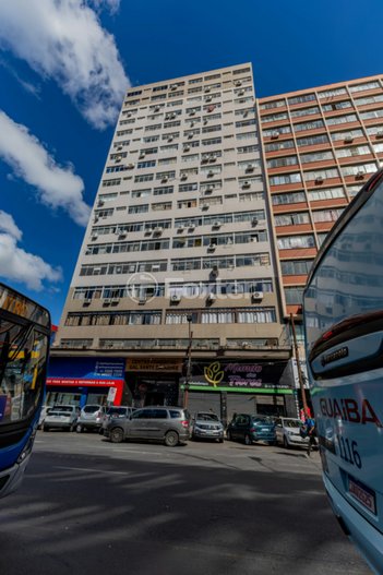 apartment em Rua Voluntários da Pátria, Centro Histórico - Porto Alegre - RS