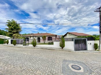 house em Rua Alberto Felício Adriano, Fortaleza - Blumenau - SC