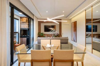 apartment em Rua Menezes Dória, Hugo Lange - Curitiba - PR