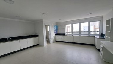 office em Rua Uruguai, Centro - Itajaí - SC