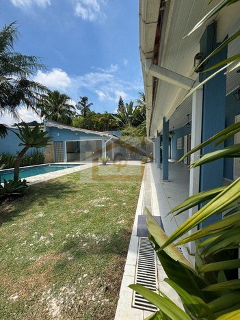 house em Avenida Vasco Massafeli, Jardim Maria Tereza - Cotia - SP