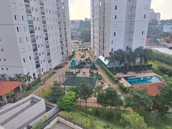 apartment em Avenida Pires do Rio, Vila Taquari - São Paulo - SP