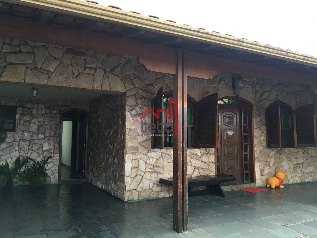 Casa com 4 quartos — Alípio de Melo, Belo Horizonte